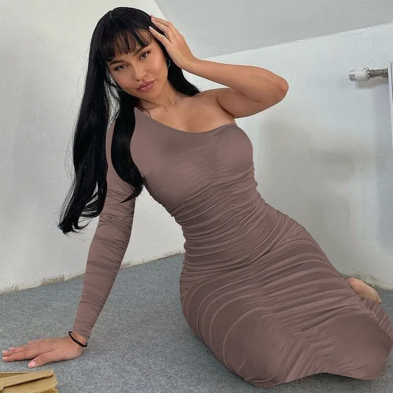 BerriesJam - One Shoulder Bodycon Solid Long Sleeve Maxi Party Dress