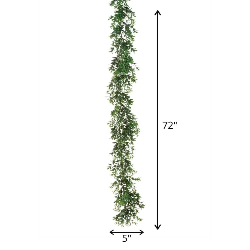 Boxwood Garland