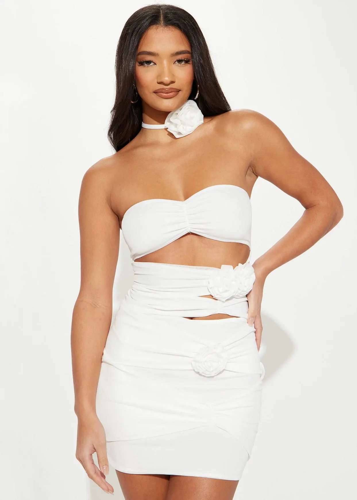 Cut Out Stereo Flower Tube Bodycon Dress In White