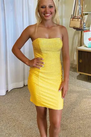 Glitter Yellow Bodycon Strapless Lace Up Short Homecoming Dress