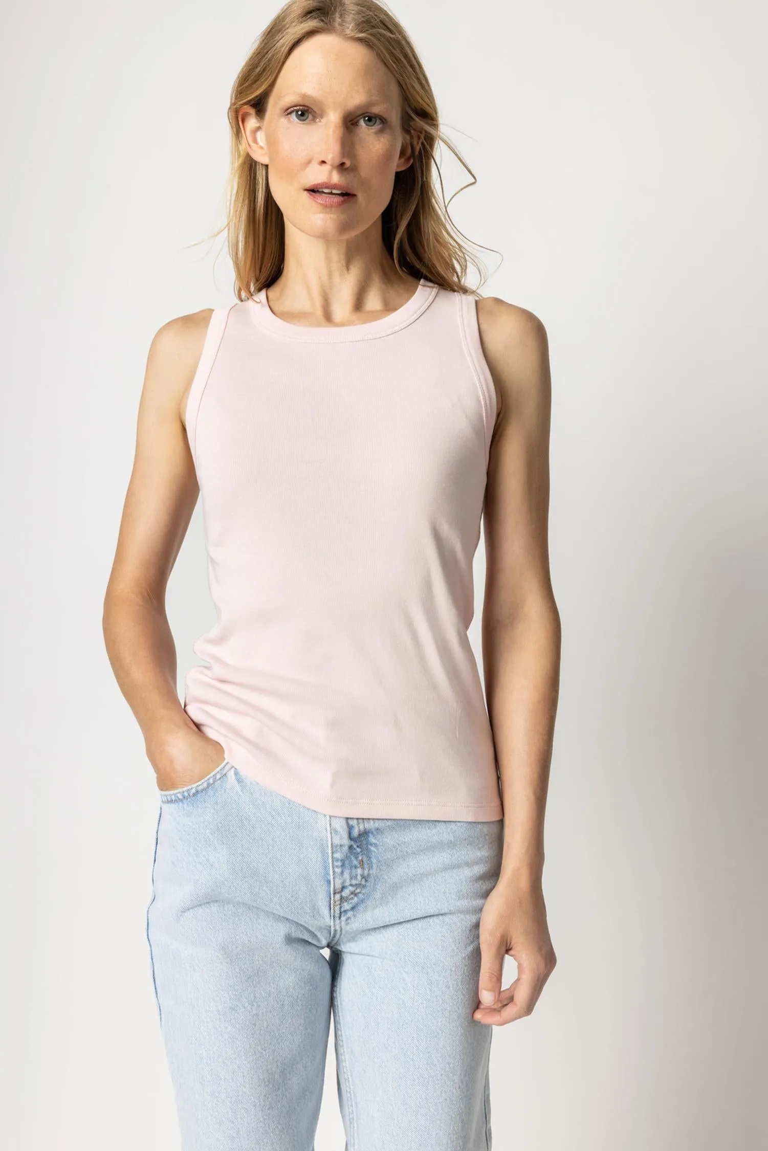 Jewel Tank