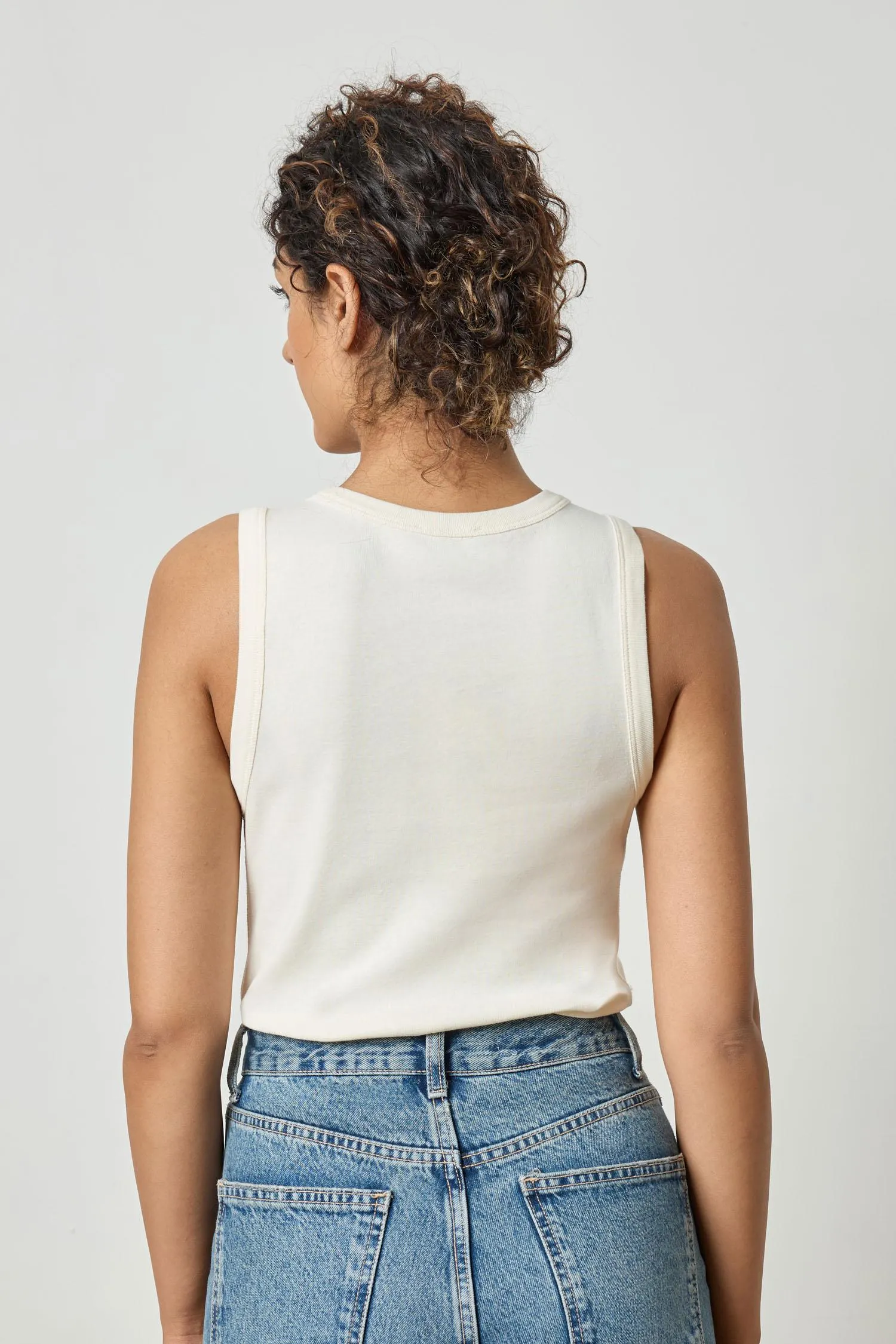 Jewel Tank