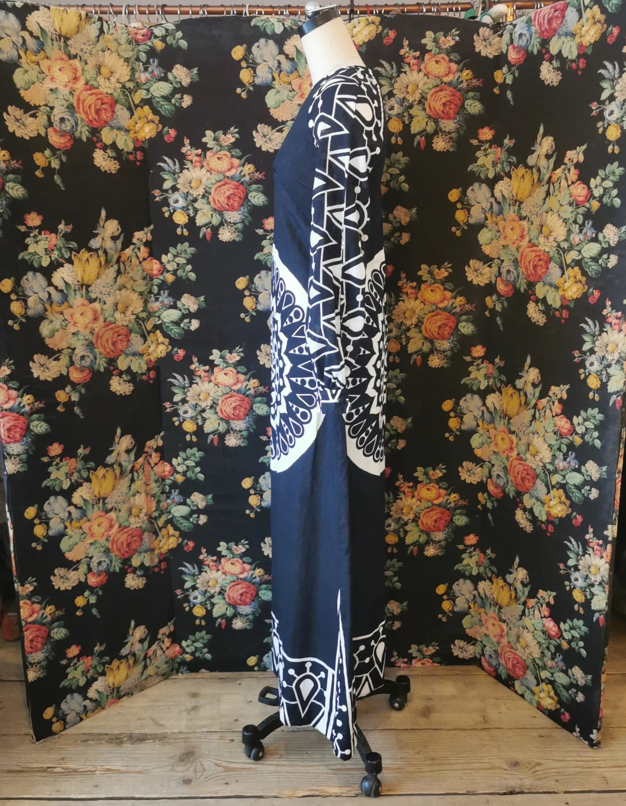 Natex Black and white mandala cotton maxi, Finland 1960s vintage