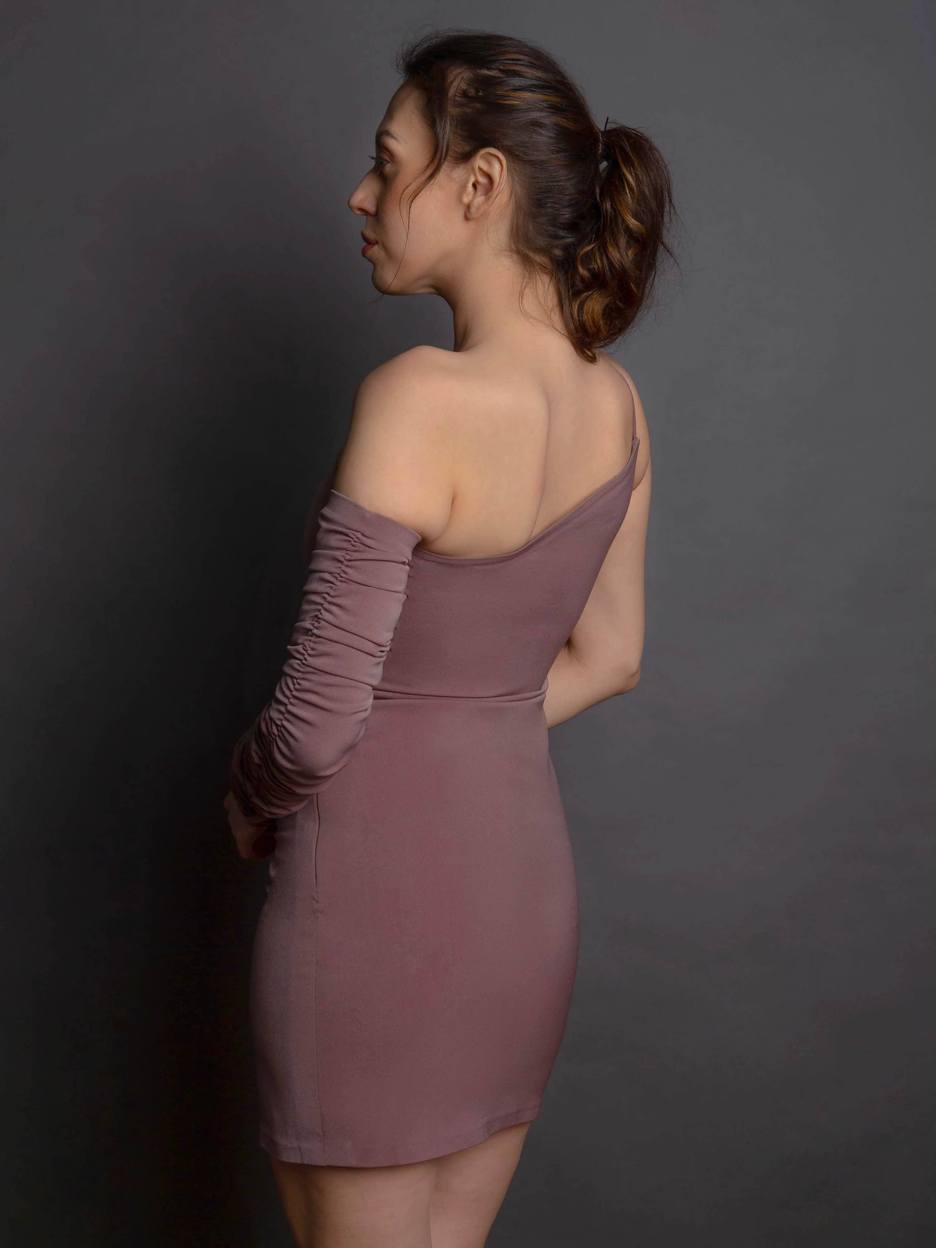 RUCHED SLEEVES DRESS
