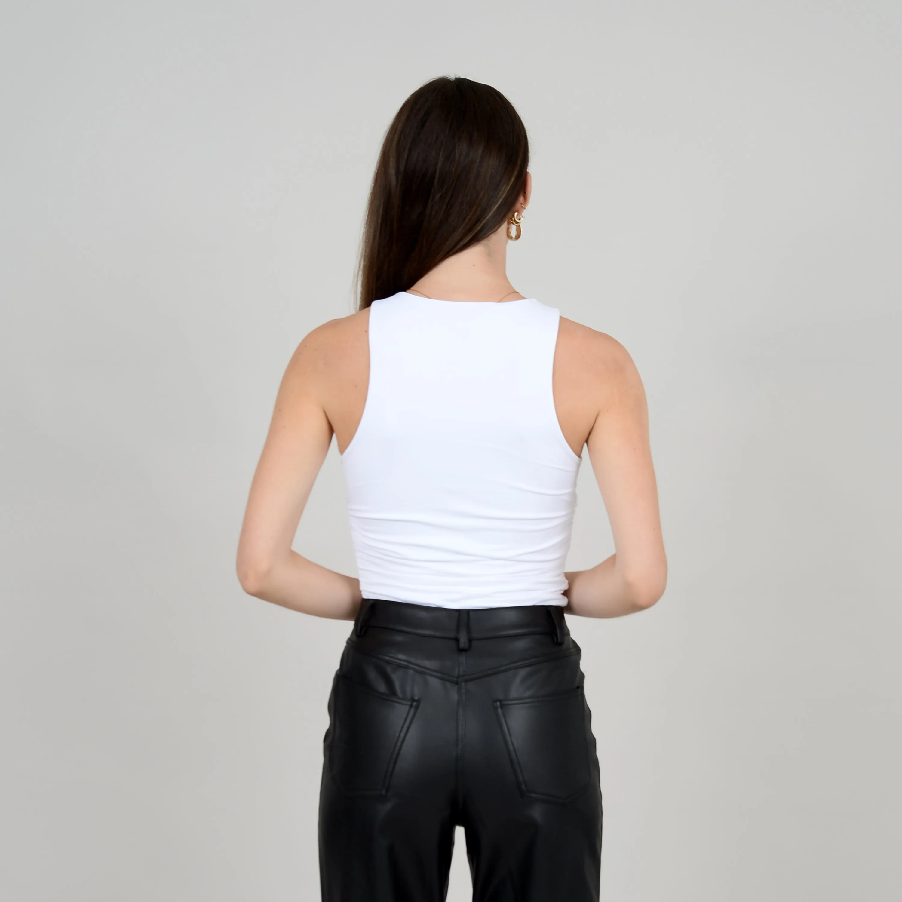 SECOND SKIN BY RD STYLE  WOMEN'S RIYAN HIGH CREW SIDE SHIRRING SHELL TANK-WHITE, BLACK, NOMAD