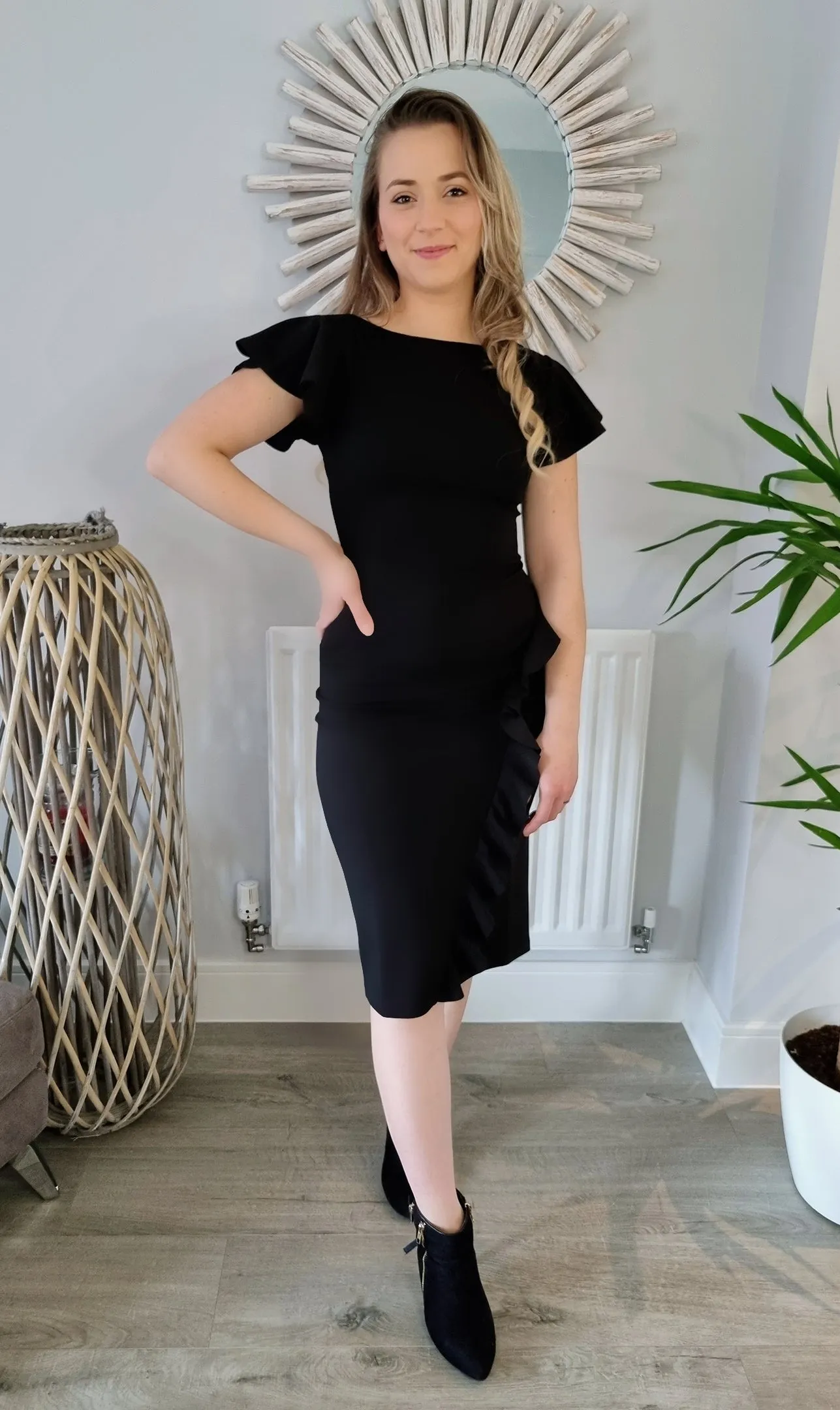 Tulsa Frill Front Cap Sleeve Midi Dress In Black