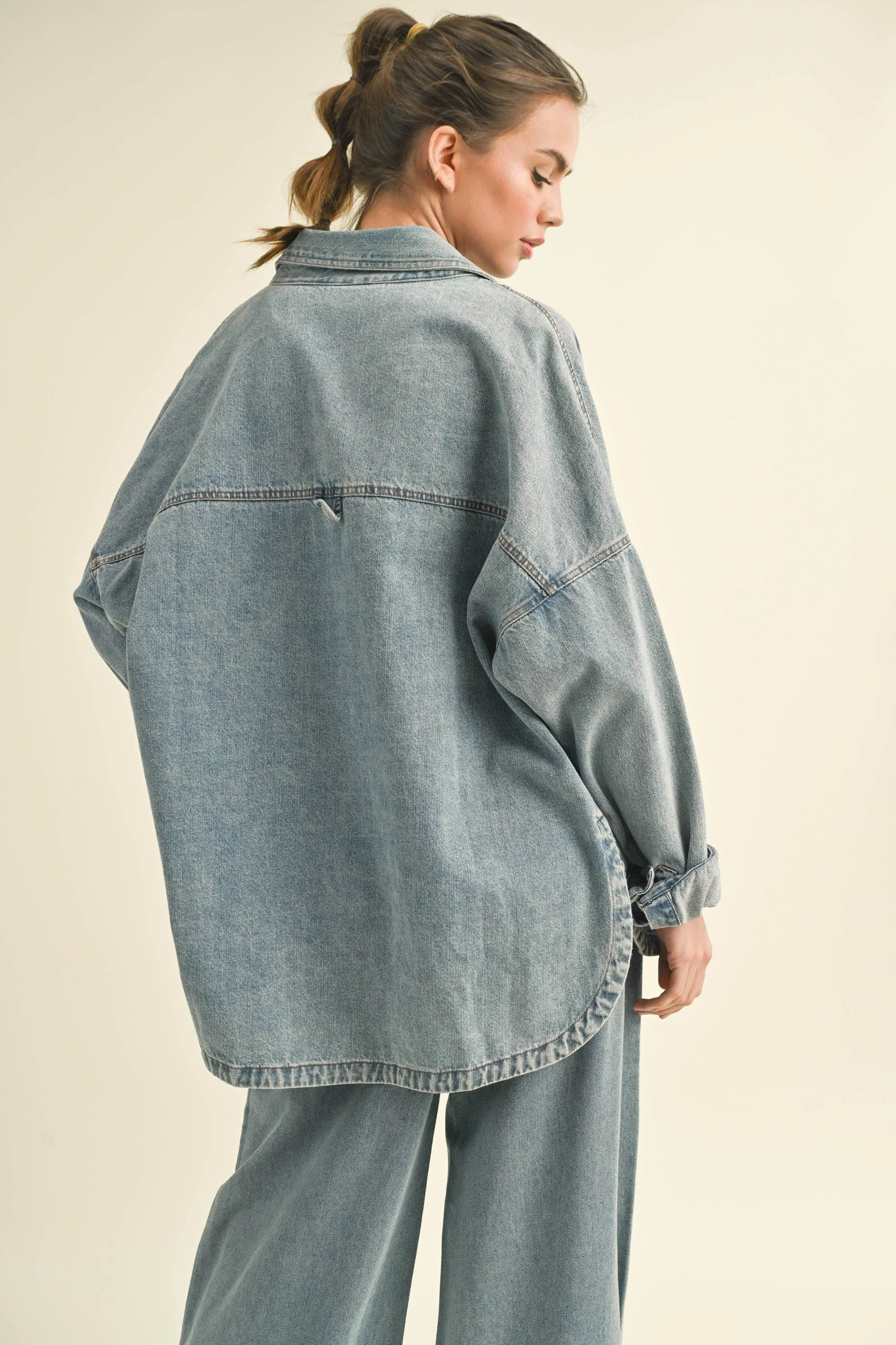 WASHED  BUTTON DENIM SHACKET